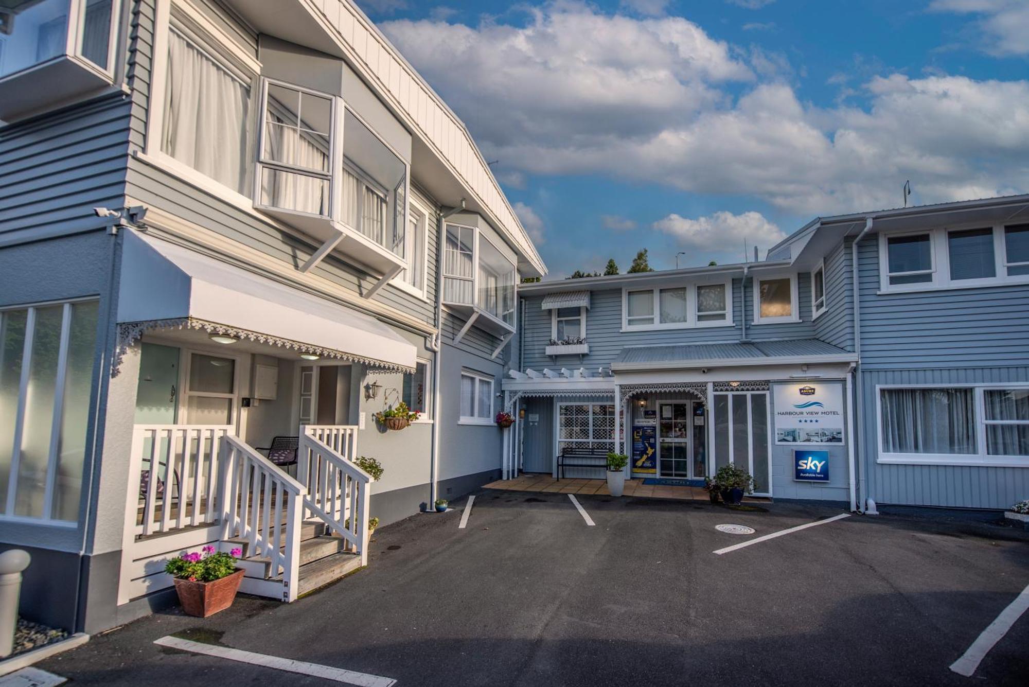 Harbour View Motel And Waterfront Apartments Тауранга Екстериор снимка
