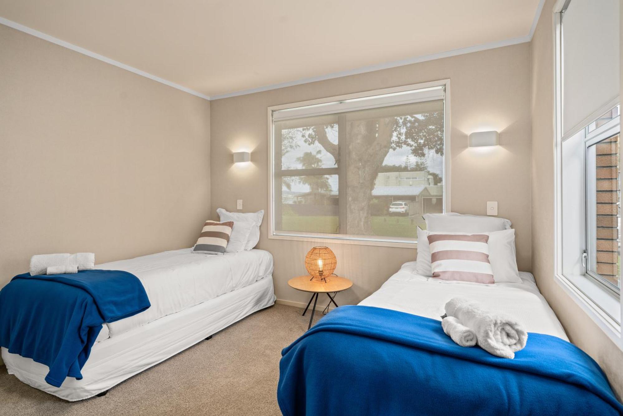 Harbour View Motel And Waterfront Apartments Тауранга Екстериор снимка