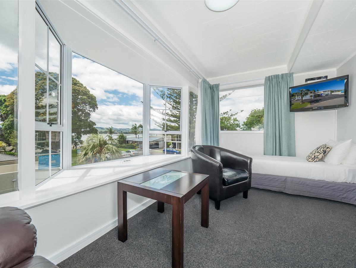 Harbour View Motel And Waterfront Apartments Тауранга Екстериор снимка